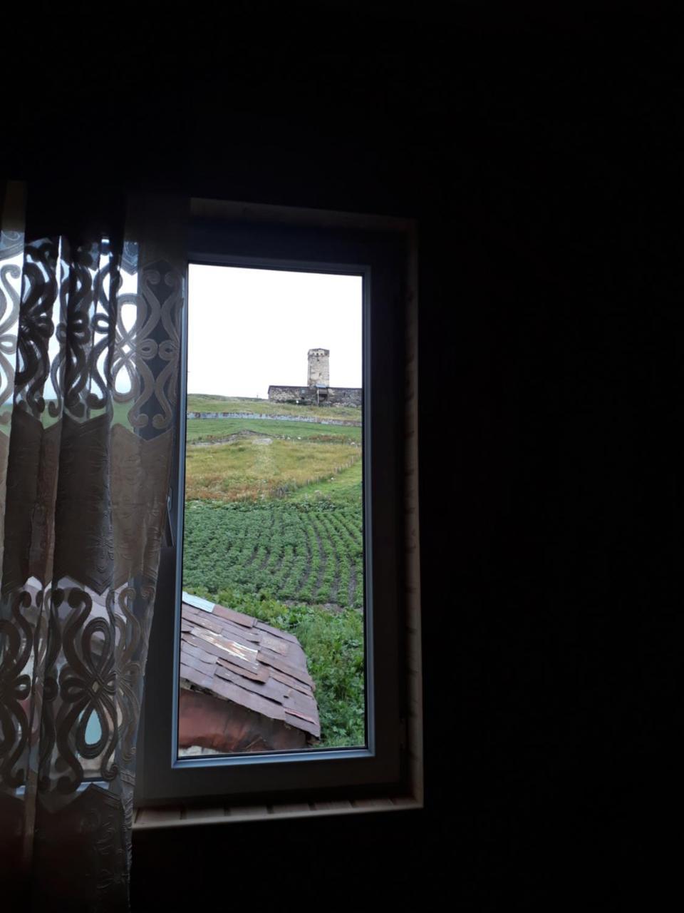 Guesthouse Miranda Ushguli Buitenkant foto